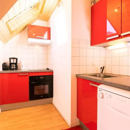 Location T3 - 6 Pers, Balcon, Parking, Proche Telecabine & Thermes - Fr-1-296-373