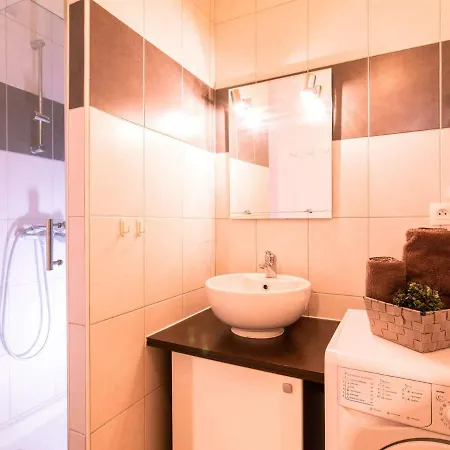 Location T3 - 6 Pers, Balcon, Parking, Proche Telecabine & Thermes - Fr-1-296-373 * Vielle-Aure